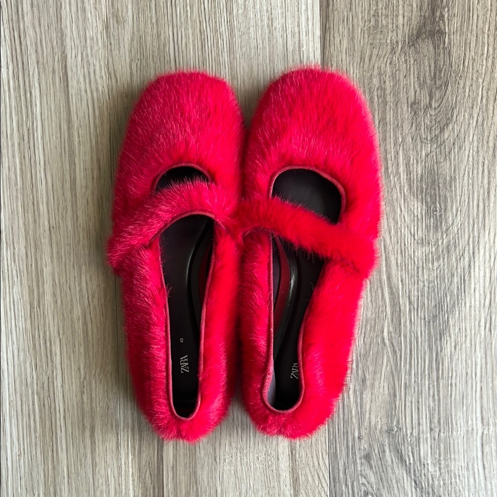 Zara Faux Fur Ballet Flats